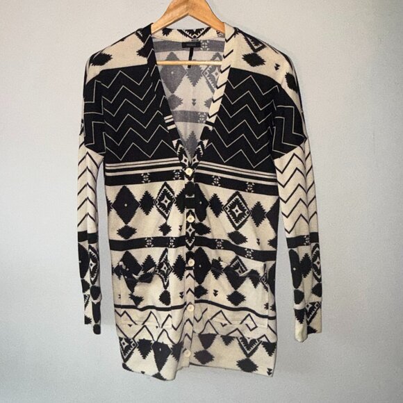 Nollie Black Ivory Cream White Long Sleeve Button Down Graphic Aztec Sweater S - Picture 1 of 7